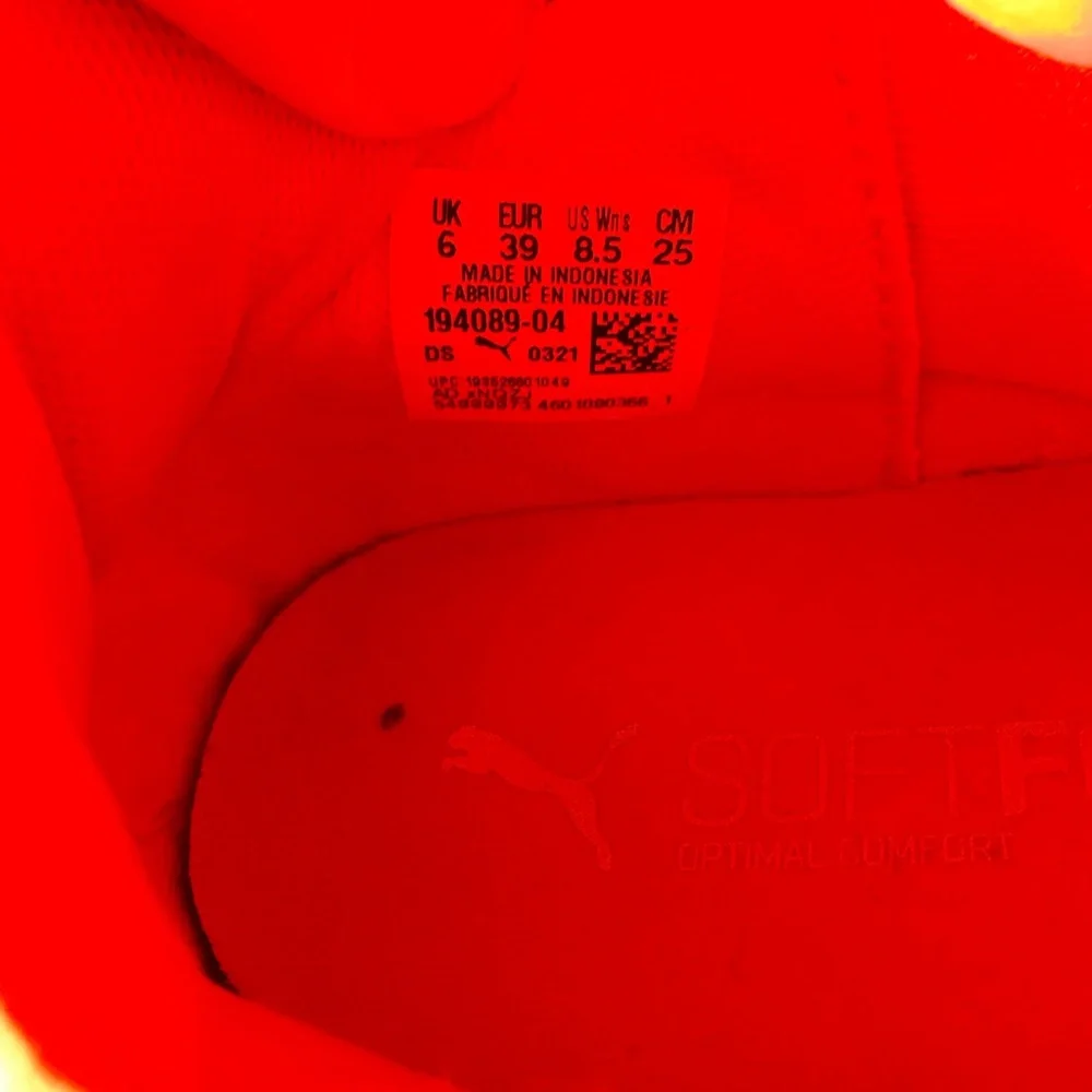 Puma Bold Red Slip-On Sneakers Womens 8.5 - Picture 3 of 5